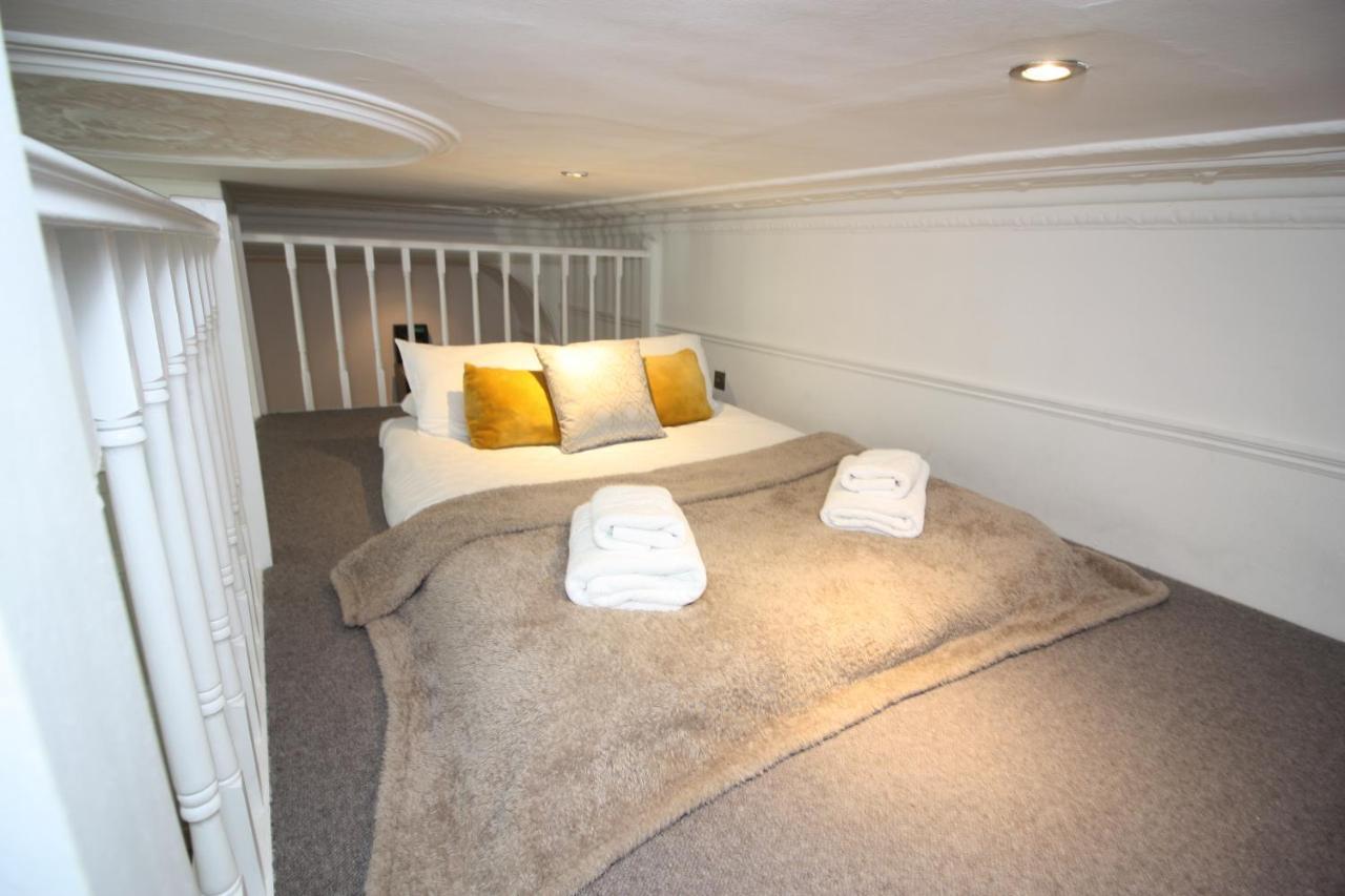 Well Appointed Garden Condo In Kensington Olympia 伦敦 外观 照片